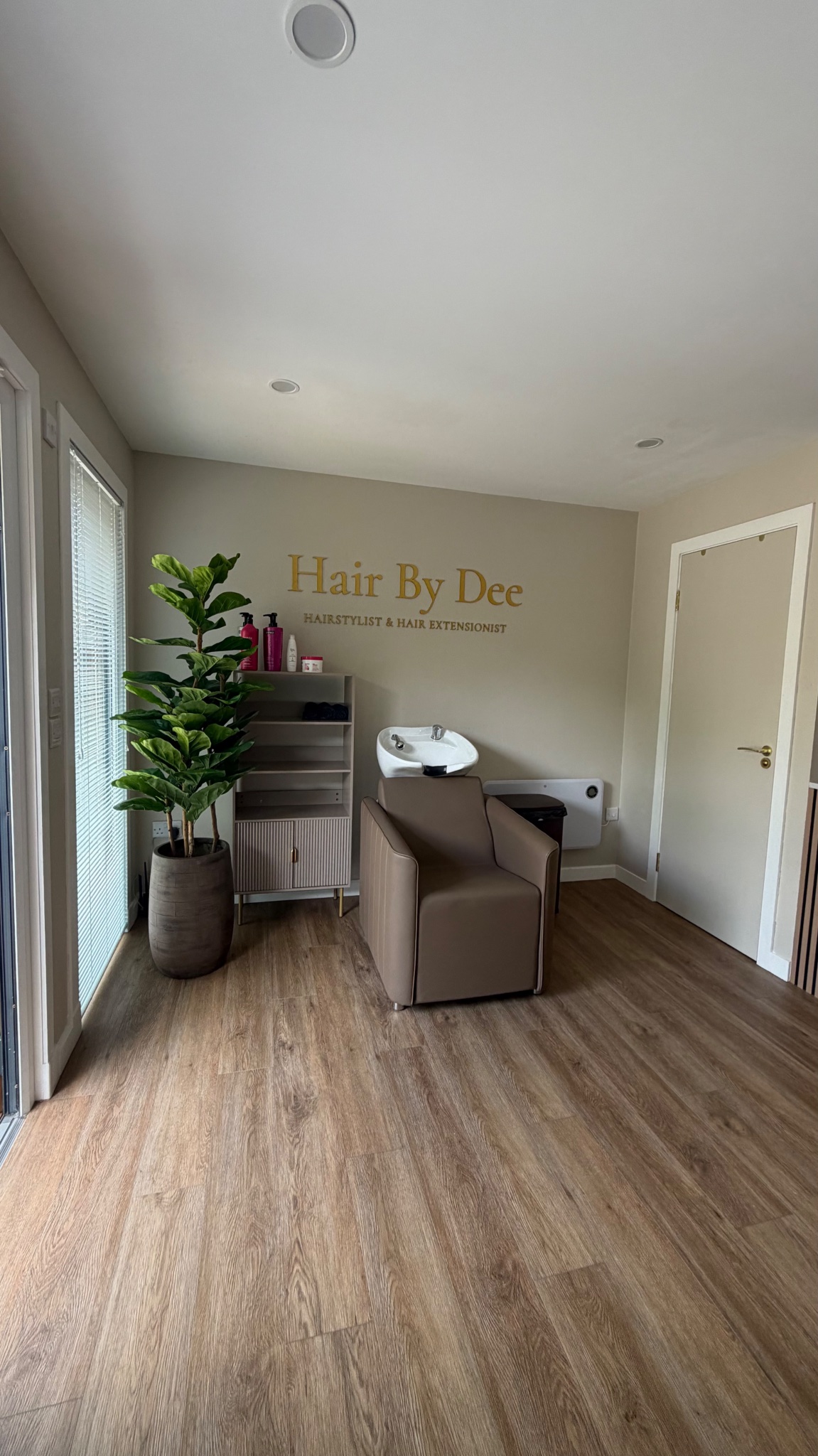 Hair By Dee — Wash Area